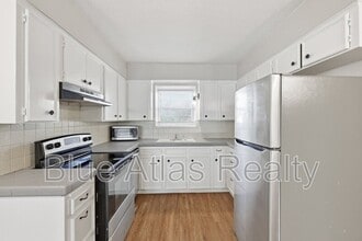 225 Bryan St in Denton, TX - Foto de edificio - Building Photo