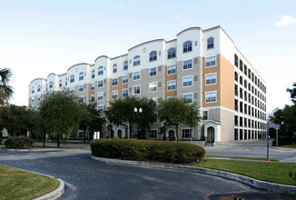 The Grande in Orlando, FL - Building Photo - Building Photo