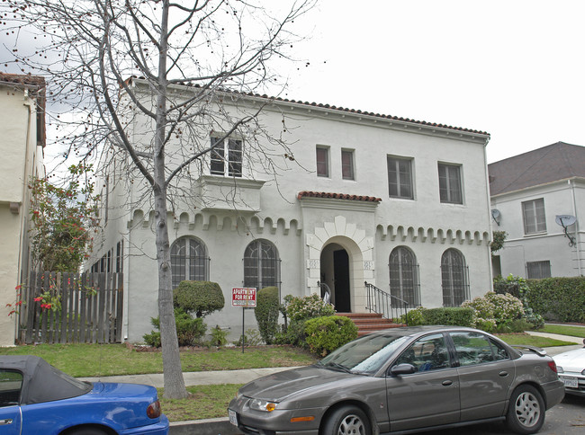 355 - 361 N Orange Grove Ave in Los Angeles, CA - Building Photo - Building Photo