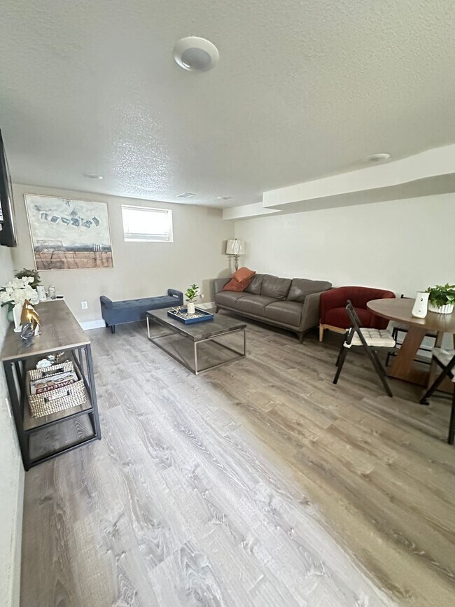 1161 Willow St-Unit -2 in Denver, CO - Building Photo - Building Photo