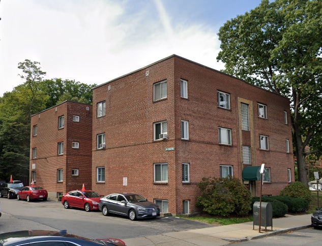 property at 2016 Commonwealth Ave