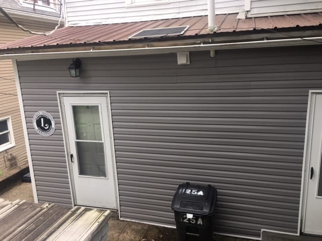 25 N Congress St, Unit 25A in Athens, OH - Foto de edificio - Building Photo