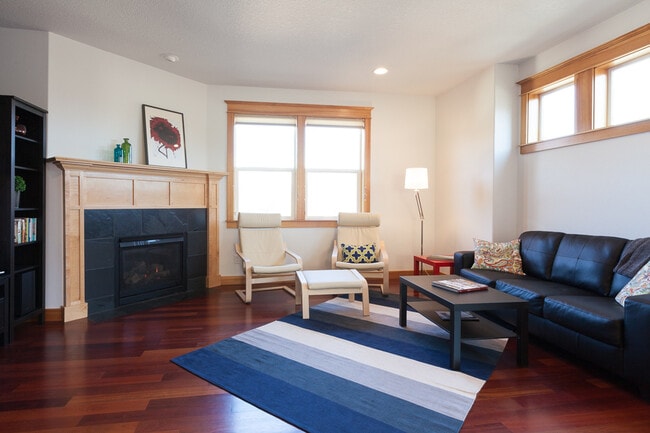 property at 1530 Wasco St