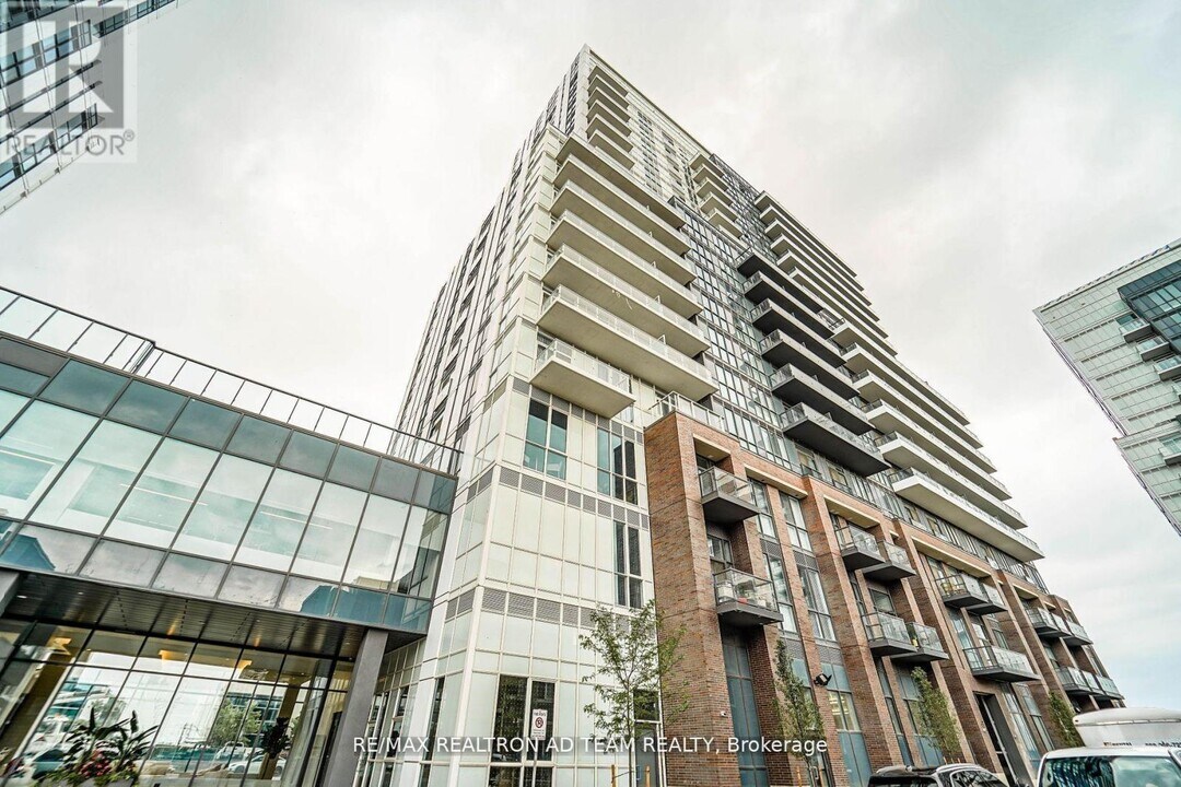 38-2038 Honeycrisp Cres in Vaughan, ON - Building Photo