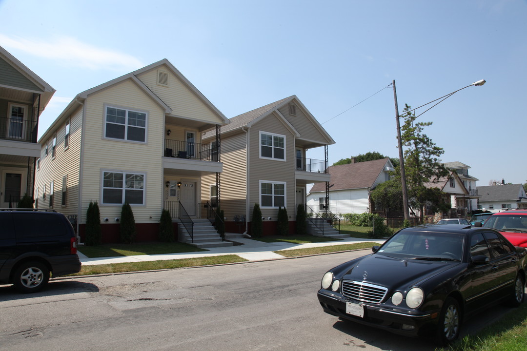 Sarah Garrett Homes in Hamtramck, MI - Building Photo