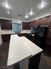 9510 Log Jam St in Las Vegas, NV - Building Photo - Building Photo