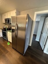 161 SE Suksdorf St in Winston, OR - Building Photo - Building Photo