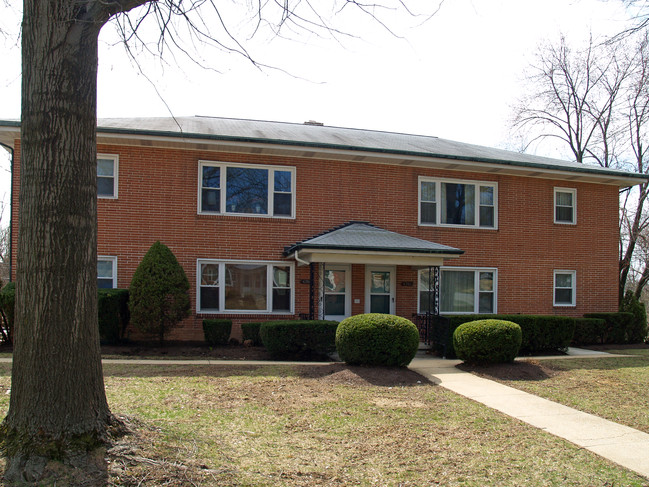 4201 Sussex Dr in Harrisburg, PA - Foto de edificio - Building Photo