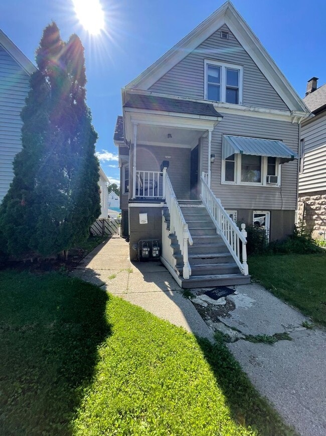 property at 2435 S 9th St