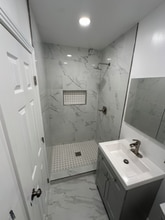 11468 Lindale St in Norwalk, CA - Foto de edificio - Building Photo