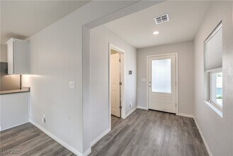 4223 Wind Mesa Dr in North Las Vegas, NV - Building Photo - Building Photo