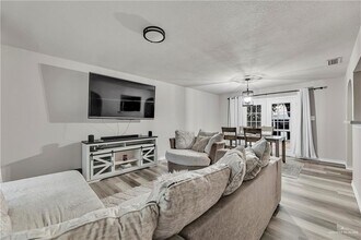 26 N 22nd St in McAllen, TX - Building Photo - Building Photo