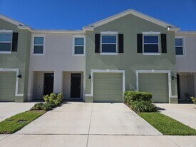 11115 Crescent Deer Dr in Land O Lakes, FL - Building Photo