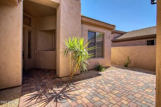 6951 E Hibiscus Way in Scottsdale, AZ - Foto de edificio - Building Photo