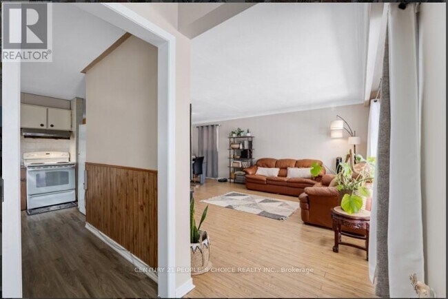 730 Meadowvale Rd in Toronto, ON - Building Photo - Building Photo