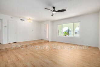 11025 N 55th Ave in Glendale, AZ - Building Photo - Building Photo