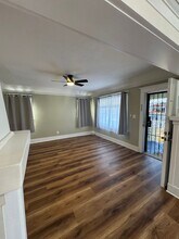 218 W 58th St in Los Angeles, CA - Building Photo - Building Photo