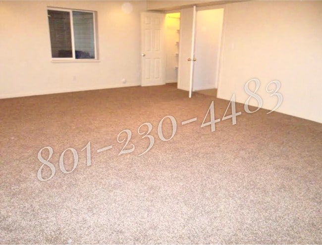 2063 Boysenberry Dr, Unit 16-113 in Saratoga Springs, UT - Foto de edificio - Building Photo
