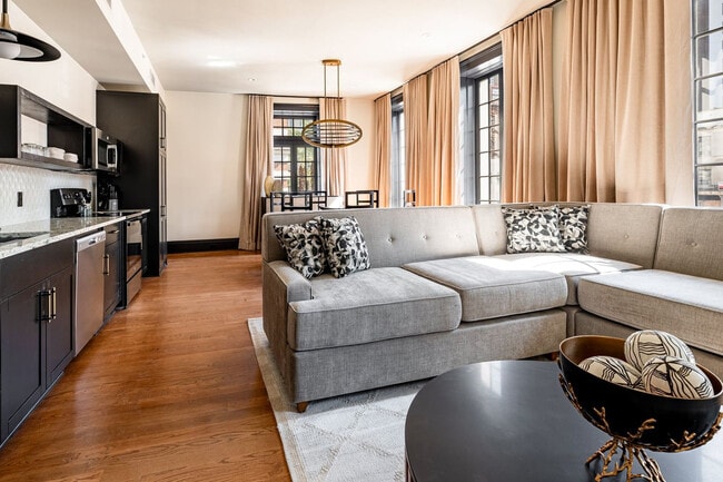 1011 Canal St, Unit SI FL3-ID1513930P in New Orleans, LA - Foto de edificio - Building Photo