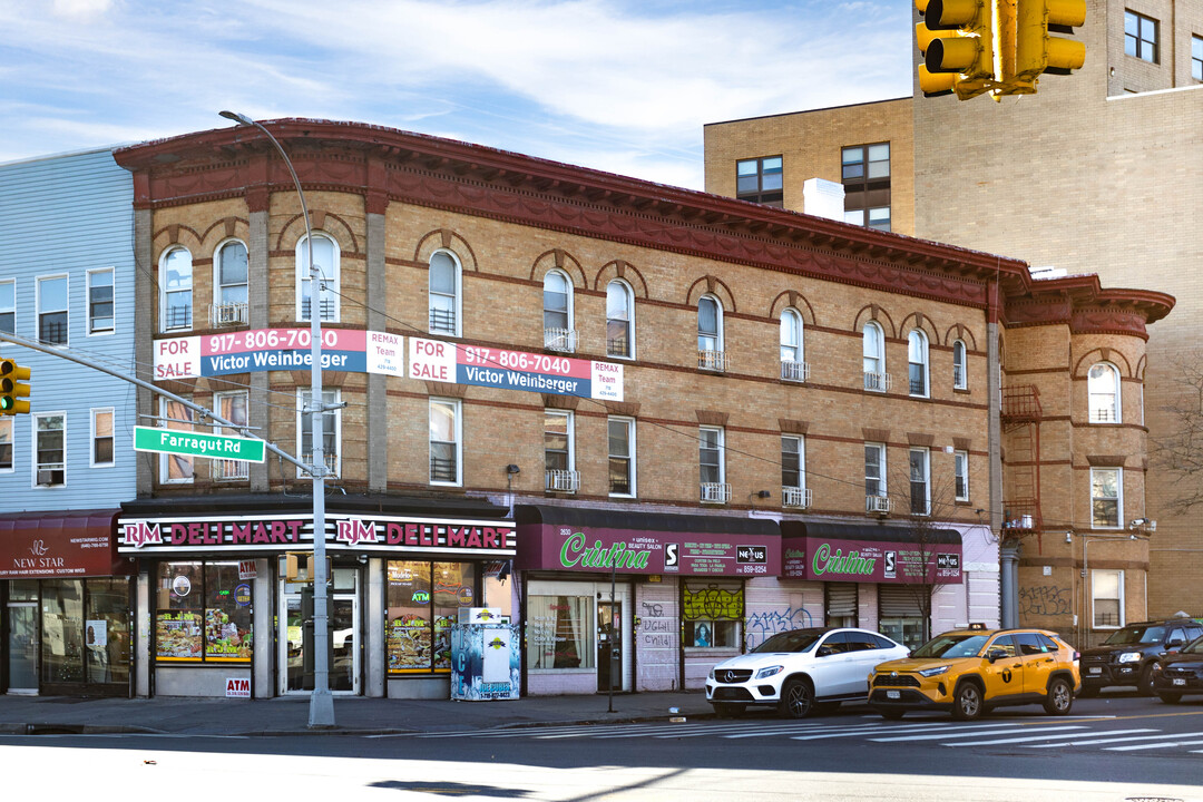 1422 Flatbush Ave in Brooklyn, NY - Building Photo