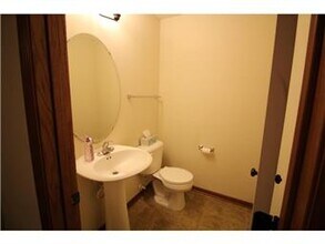 13313 Virginia Ave S in Savage, MN - Building Photo - Building Photo