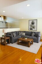 4248 W Kling St in Burbank, CA - Building Photo - Building Photo