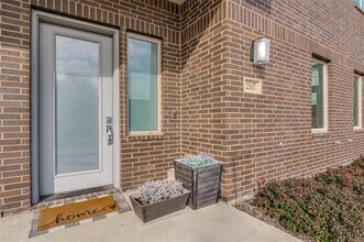 2507 Vintage Pl Cir in Farmers Branch, TX - Building Photo - Building Photo