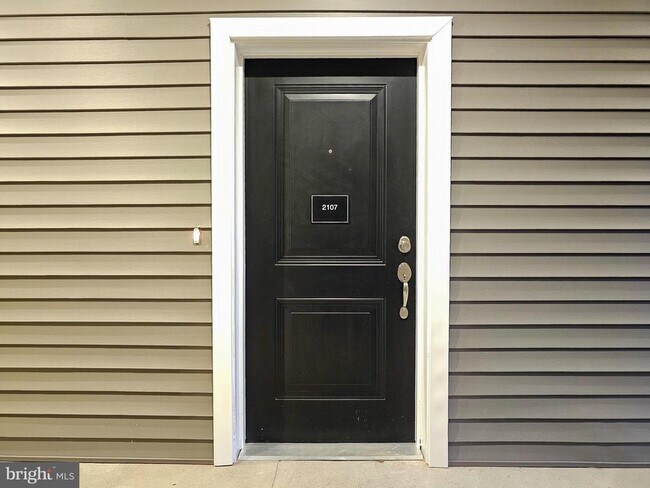 2107 Prince Hall Dr in Hopewell Township, NJ - Building Photo - Building Photo