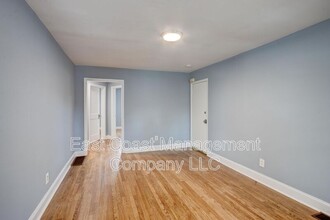 4015 Edgewood Rd in Baltimore, MD - Building Photo - Building Photo