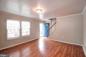 101 S Oak Cliff Ct in Mount Airy, MD - Building Photo - Building Photo