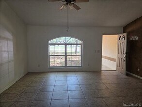 1471 E St James Loop in Inverness, FL - Foto de edificio - Building Photo