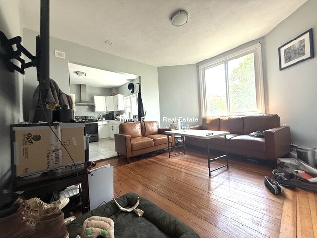 42 William St, Unit 1