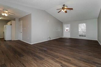 13201 Hummingbird Ln, Unit D in Alexander, AR - Building Photo - Building Photo