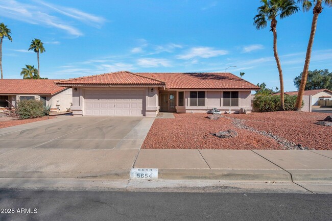 5654 E Fairfield St in Mesa, AZ - Building Photo - Building Photo