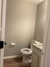 2029 Hickoryleaf Ln in Raymore, MO - Foto de edificio - Building Photo