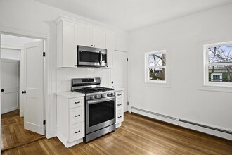 84 Fellsway E, Unit 2 in Malden, MA - Building Photo - Building Photo