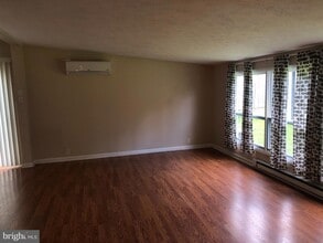 21 S Stewart St, Unit 4 in Winchester, VA - Building Photo - Building Photo