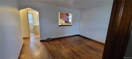 3563 Sherwood Ave in Niagara Falls, NY - Building Photo - Building Photo