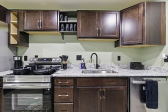 1232 W Lombard St, Unit C2 in Baltimore, MD - Foto de edificio - Building Photo