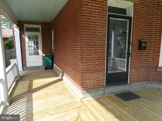108 Commerce St in Chambersburg, PA - Building Photo - Building Photo