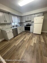 1426 Wyoming Ave in Scranton, PA - Building Photo - Building Photo