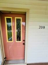 209 E 35th St in Anderson, IN - Building Photo - Building Photo