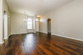 12845 Longcrest Dr in Riverview, FL - Building Photo - Building Photo