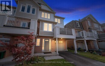 240 Mortimer Cres in Milton, ON - Building Photo - Building Photo