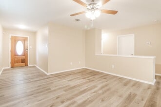 13710 Merseyside Dr in Pflugerville, TX - Building Photo - Building Photo