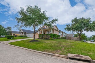 2500 Amy Lee in Conroe, TX - Building Photo - Building Photo