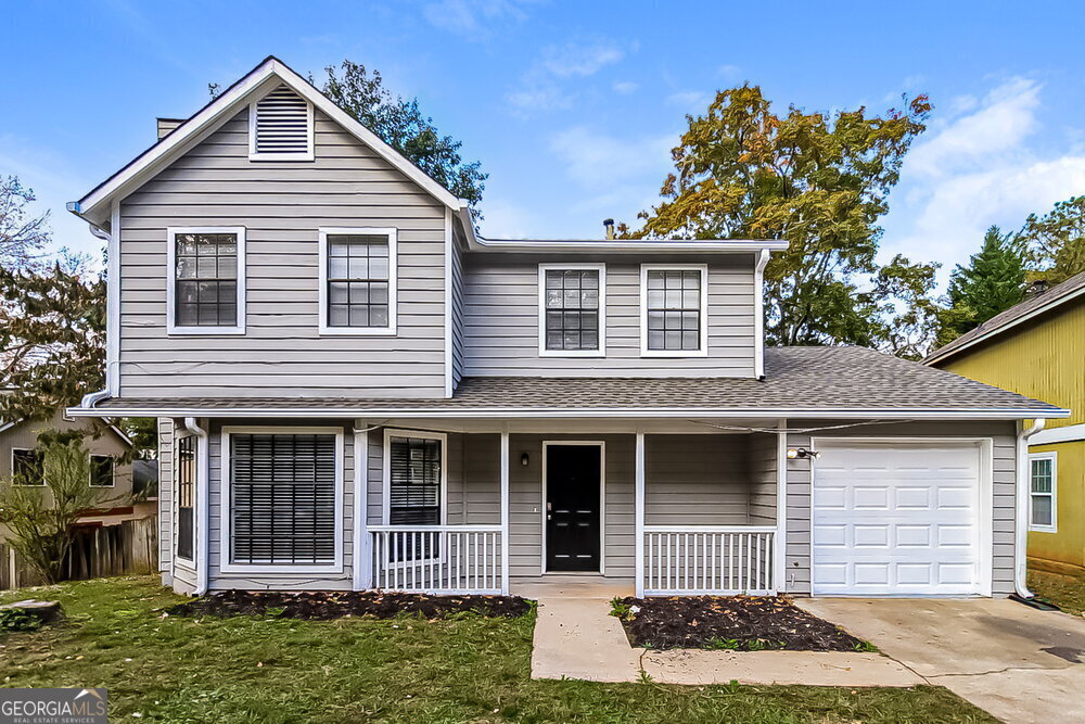 1184 Oaks Pl in Stone Mountain, GA - Building Photo