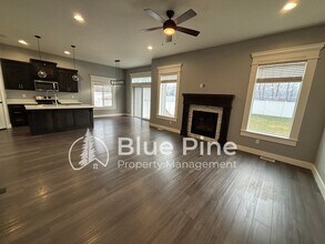 6879 Bedford Ave in Idaho Falls, ID - Building Photo - Building Photo