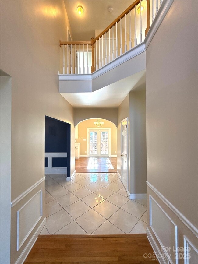 1928 Dearmon Dr in Charlotte, NC - Building Photo - Building Photo