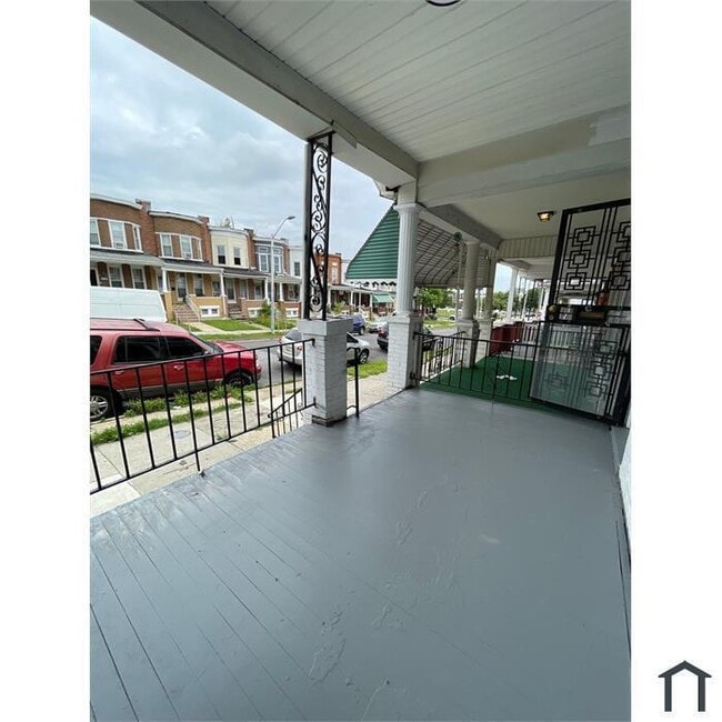 1700 N Pulaski St in Baltimore, MD - Building Photo - Building Photo